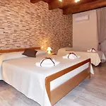 Spacious House In With Mountain View 130 M²