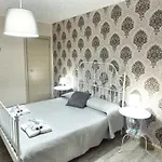 Vakantiehuis Spacious House In With Mountain View 130 M²
