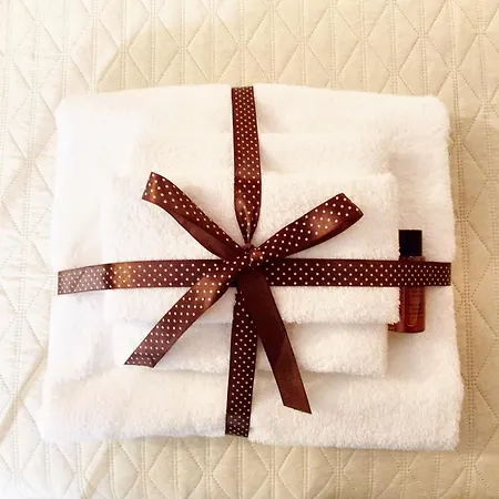 Spacious House In Frascineto With Mountain View 130 M² Ferienhaus