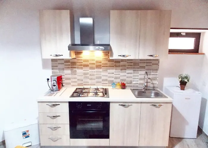 Ferienhaus Spacious House In Frascineto With Mountain View 130 M² *